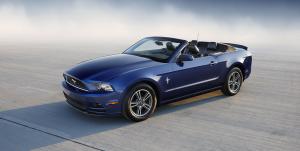 Ford Mustang Convertible '2013